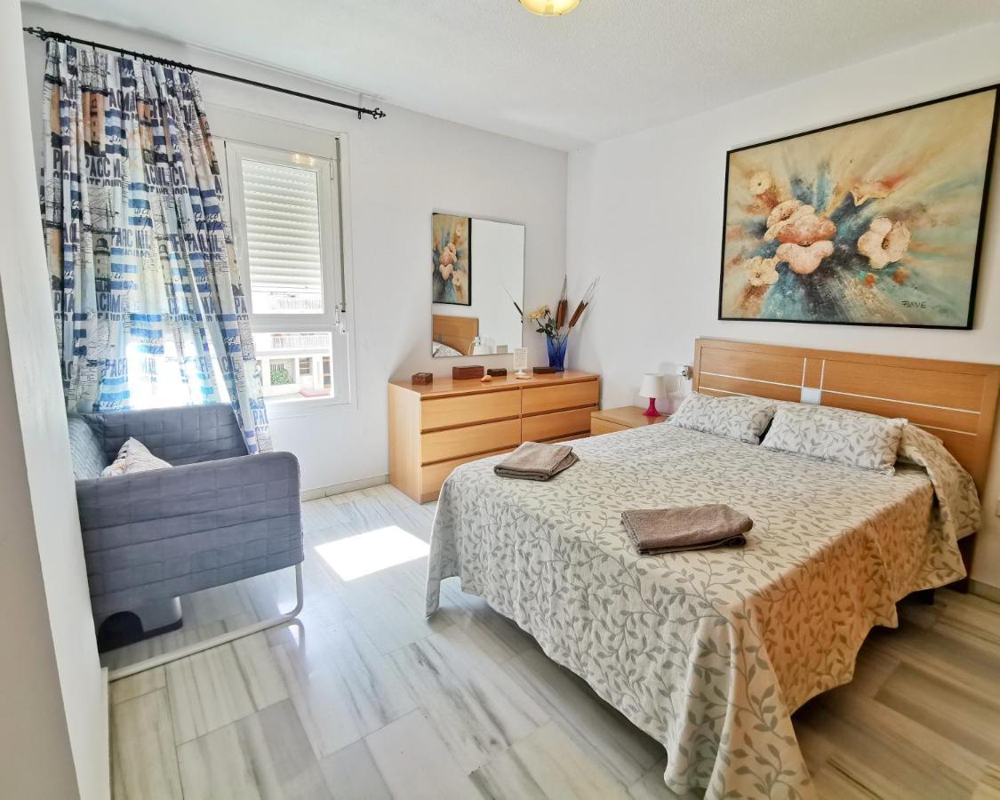 Neptuno Apartment: Sun, Beach And Relax In Huelin Malaga Exterior photo